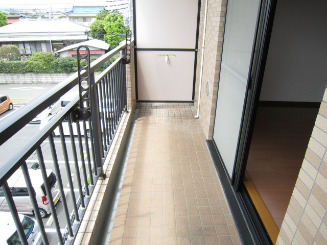 ケンハウス・秦野駅南口マンション ベランダ