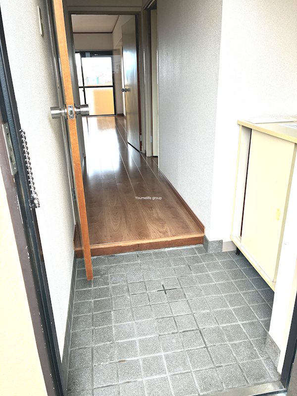 マルニマンション 玄関