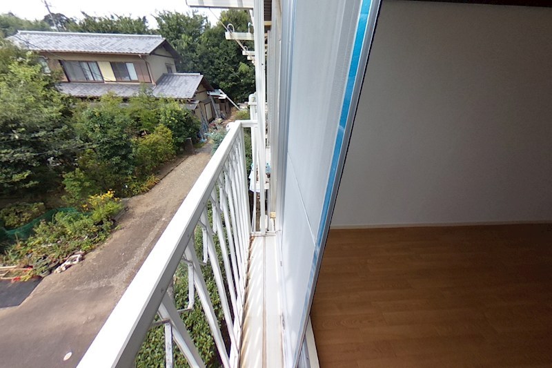 スカイパルユタカ ベランダ