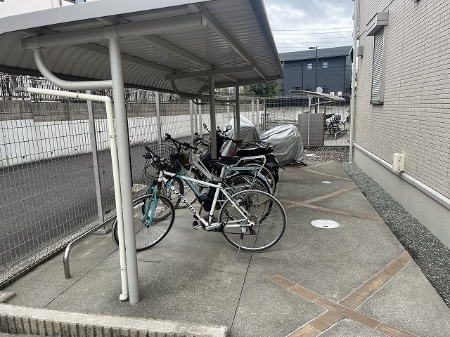 With湘南　A 駐車場