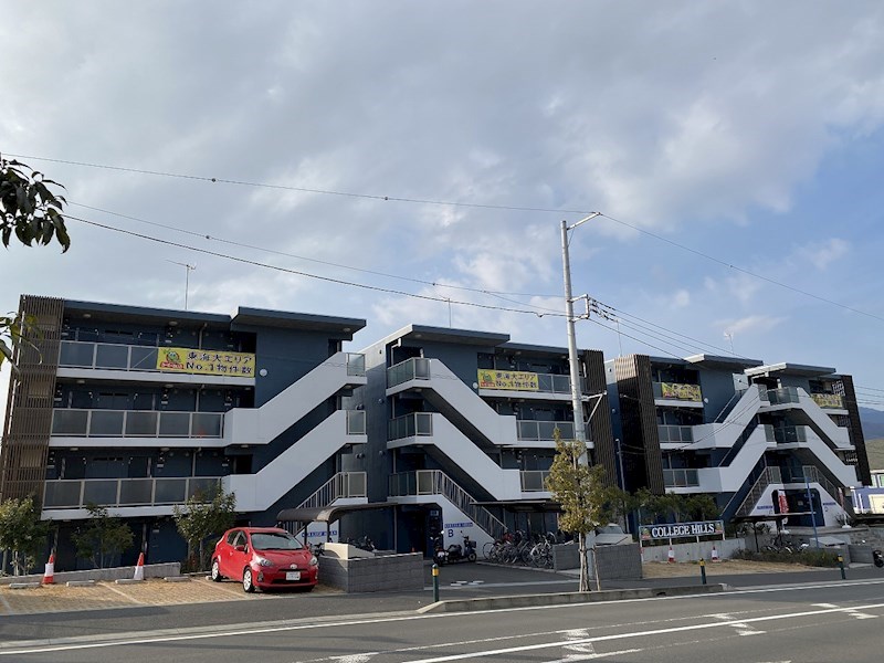 カレッジヒルズC 101号室 外観