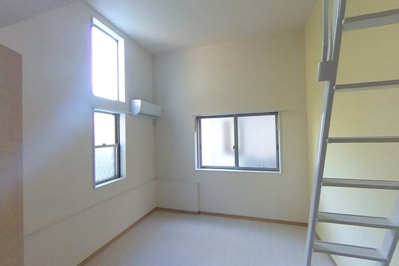 グラッサ花の木 リビング