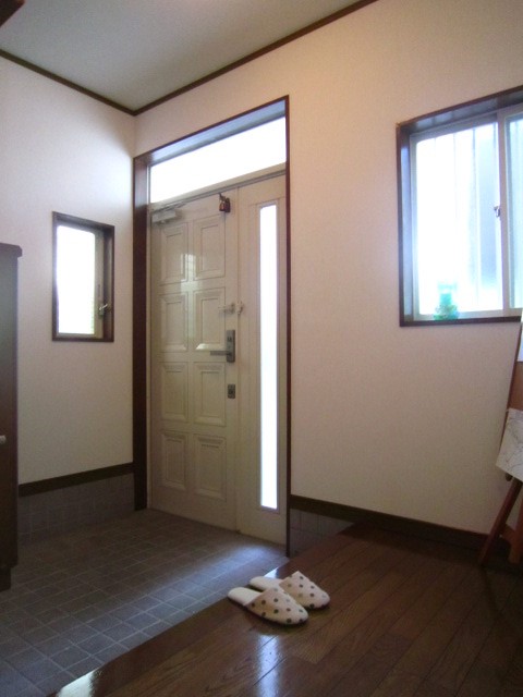 松田町松田庶子貸戸建住宅 玄関