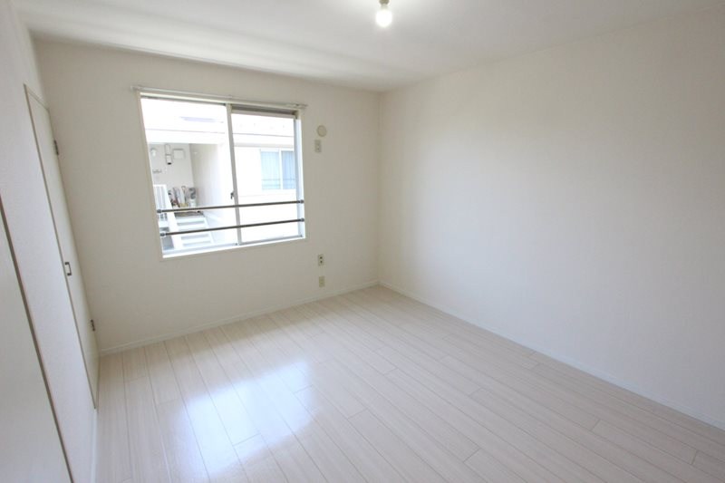 マルベリーＢ ベッドルーム