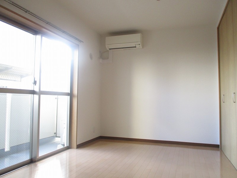 アイリス リビング