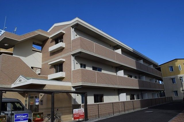 アイリス 301号室 外観