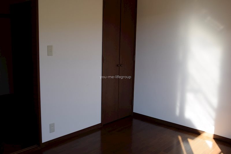 ファミーユ伊勢原 リビング