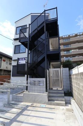 トゥルーメゾン湘南茅ヶ崎 エントランス