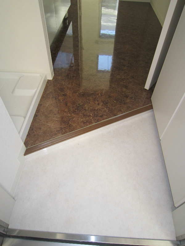 アルフィーネ茅ヶ崎 玄関