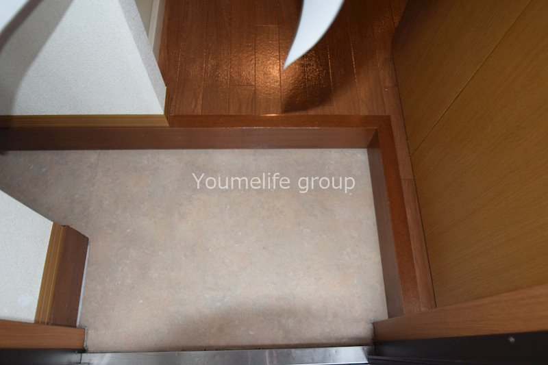 モンターニャ 玄関