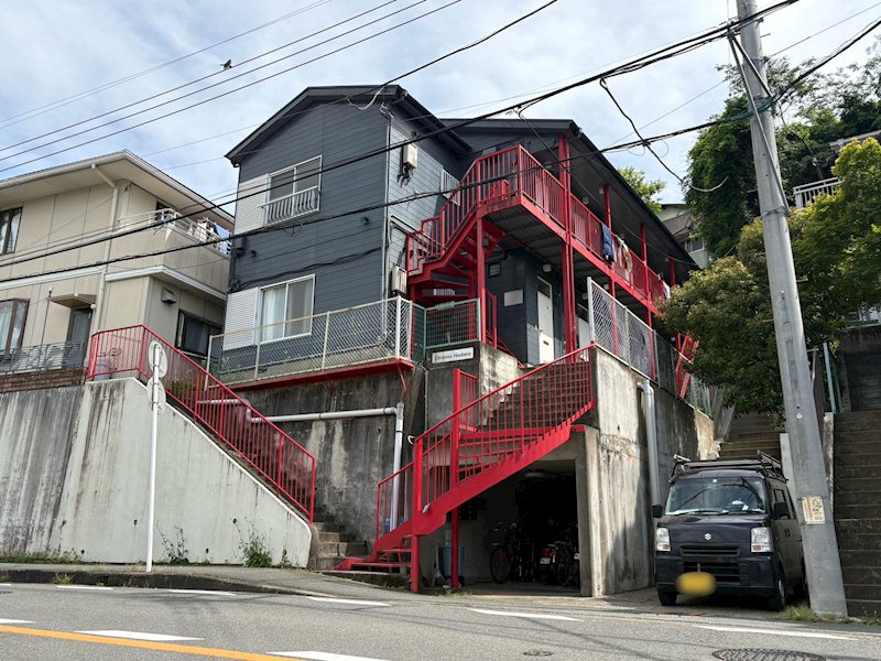 クロノス秦野 201号室 外観
