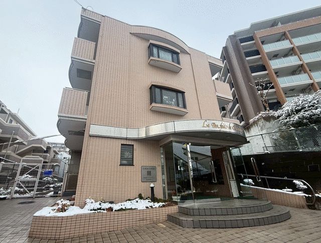 ラ・パルフェ・ド・シャテーニュ 117号室 外観