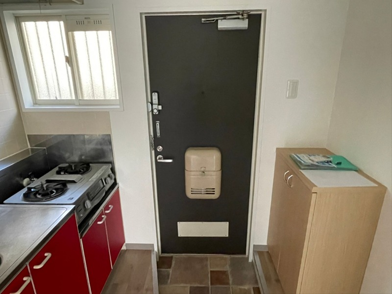 クーリー実方 玄関