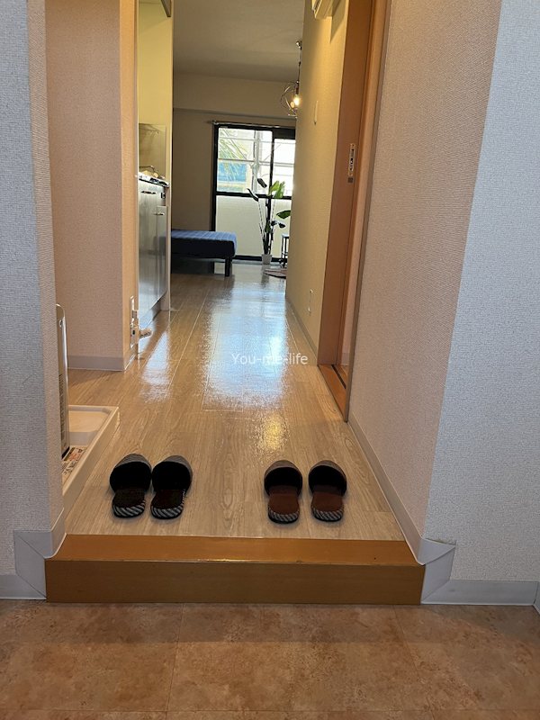 ルナスクエア 玄関