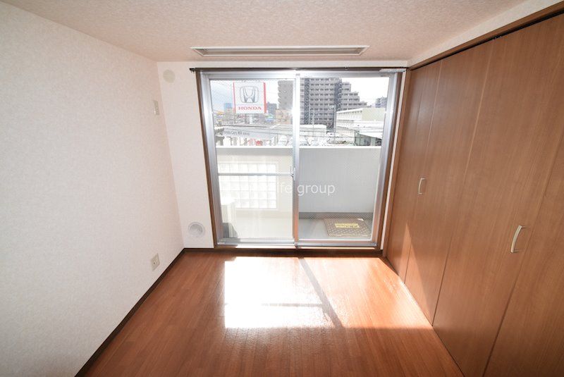 ファーストクラス本厚木第2 リビング