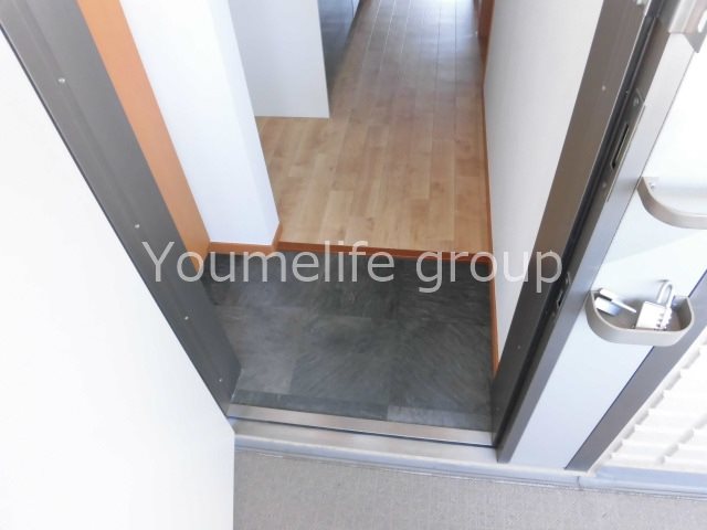 サニーテラス湘南 玄関