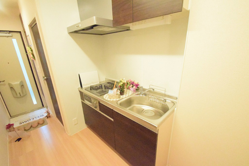 オーガスト螢 キッチン