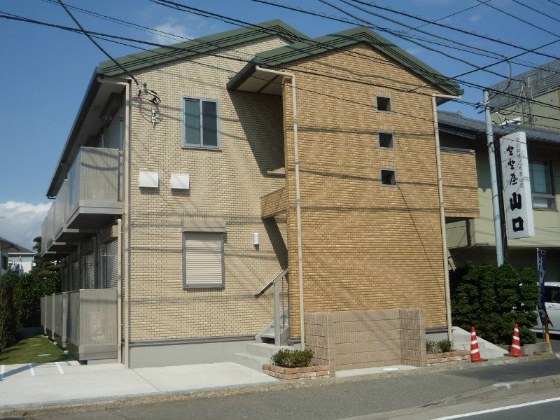 イゾラ・サリーチェ 203号室 外観