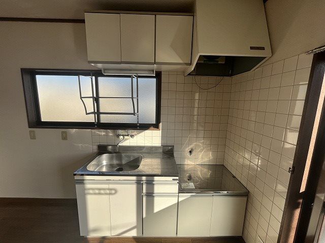 鵠沼桜が岡2丁目アパート キッチン