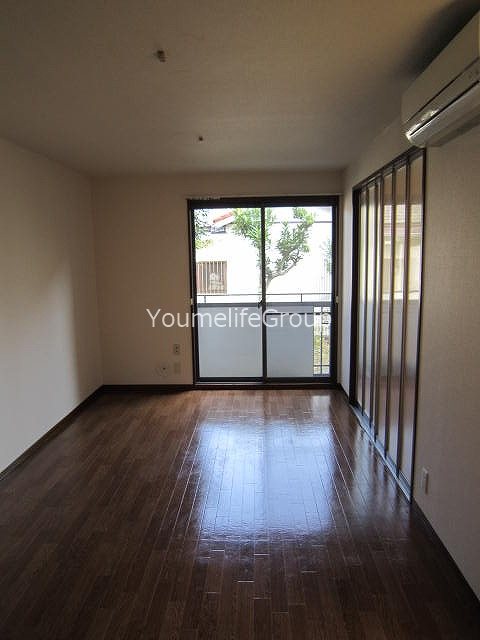 ガーデンハウス鵠沼A棟 リビング