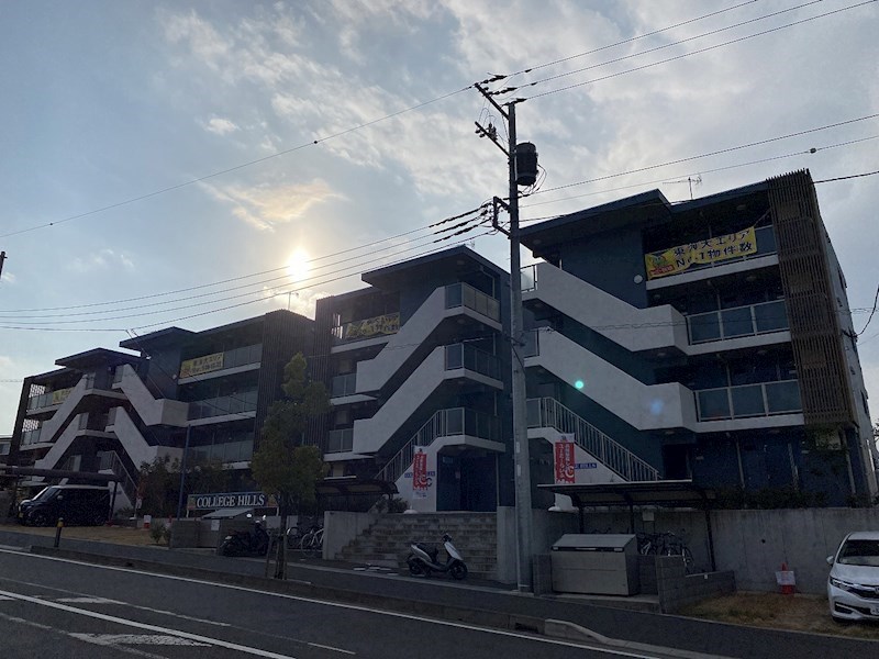 カレッジヒルズA 304号室 外観