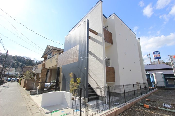 エスカリエ  102号室 外観