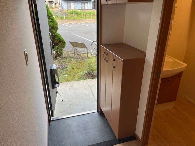 コンテント 玄関