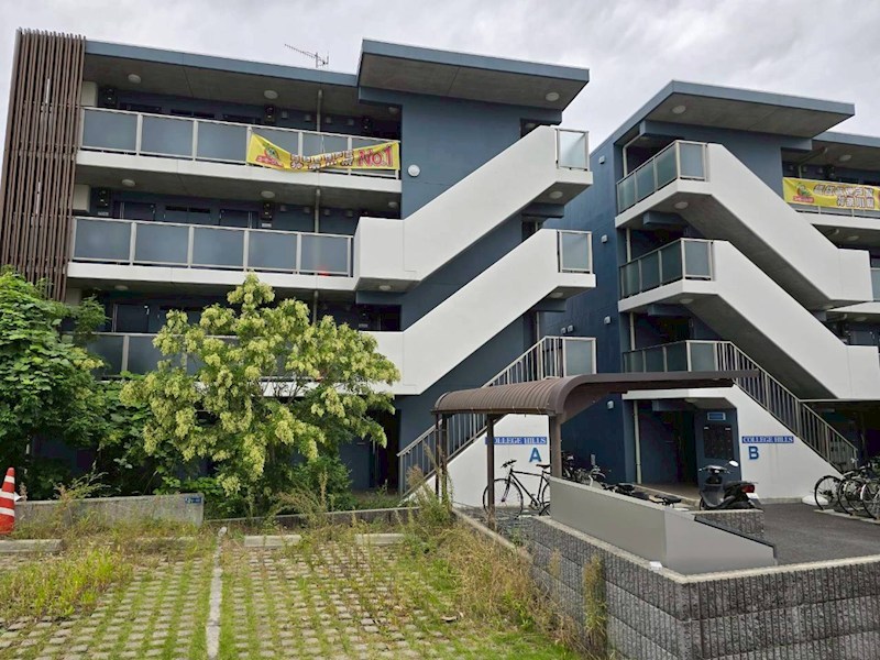 カレッジヒルズA 301号室 外観