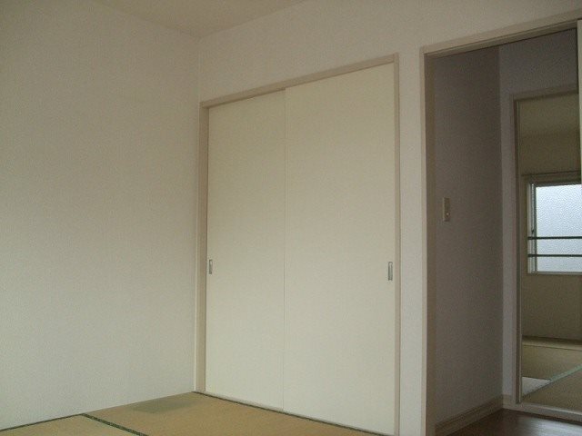テラスいざわＡ 収納