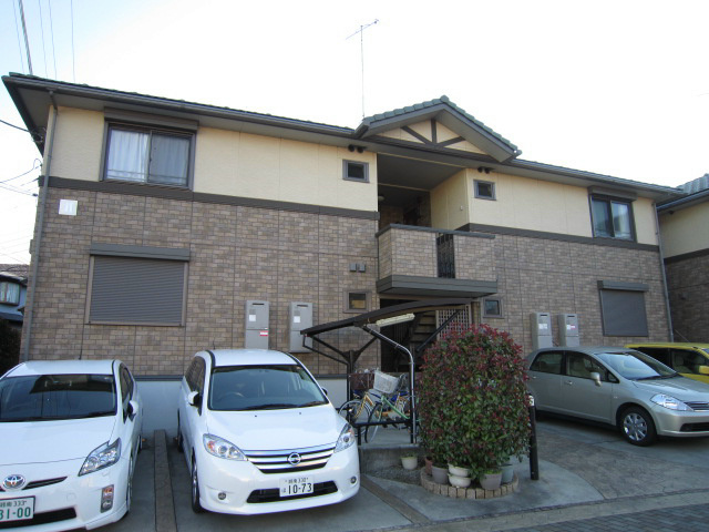 アルバピアザ鶴巻Ⅱ 102号室 外観