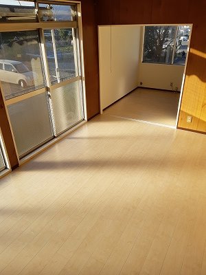 平塚市片岡中古戸建 リビング