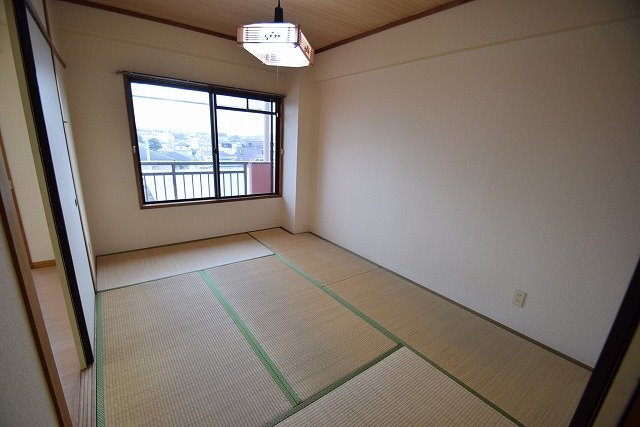 野村マンション ベッドルーム