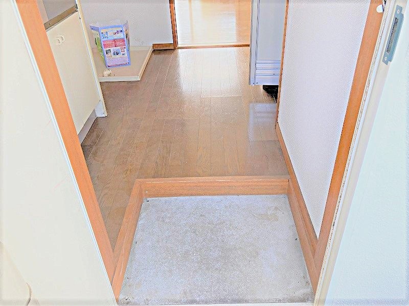 クレアハイツ 玄関