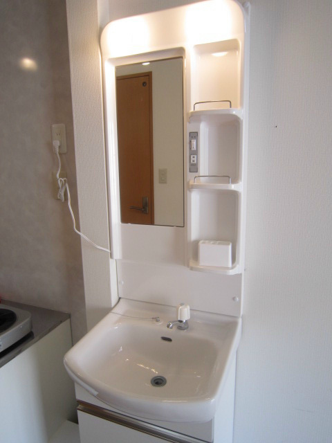 ＬＩＶＥ　ＣＯＵＲＴ　東海大学前 その他3