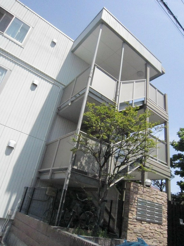スプルース湘南  302号室 外観