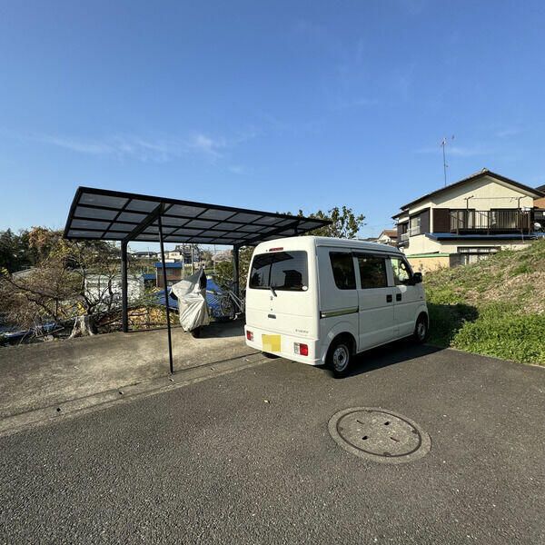 サンビーム 駐車場