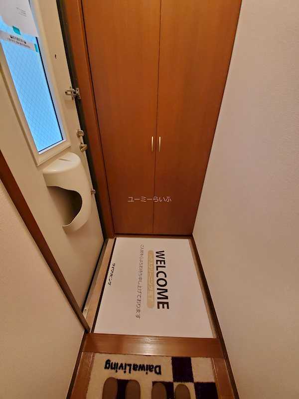 ウィルモア湘南B 玄関