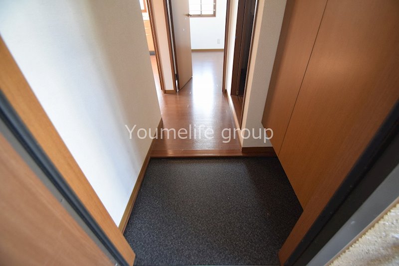 メゾン・ボナールA 玄関