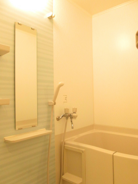 アース湘南台 風呂画像