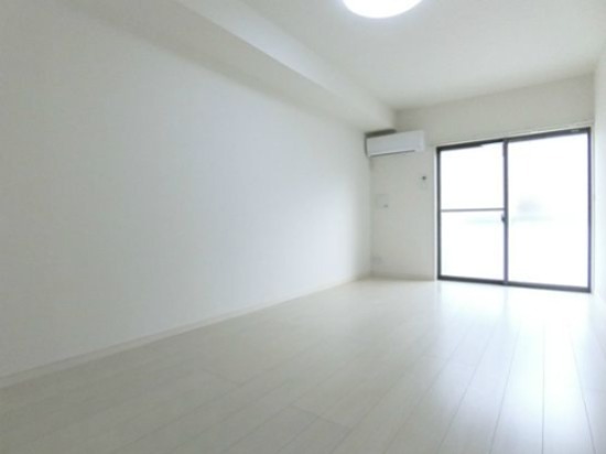 リブリ・藤沢Ⅱ リビング