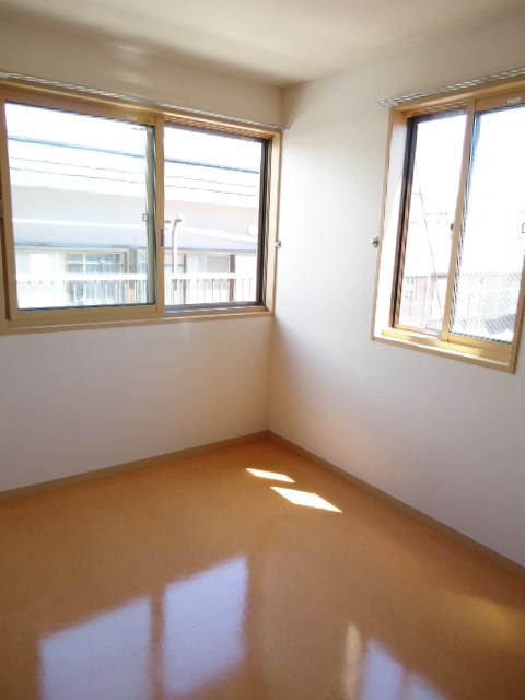 中田貸家　B ベッドルーム