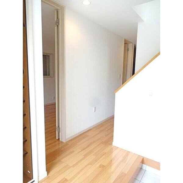 茅ヶ崎市浜須賀戸建 玄関