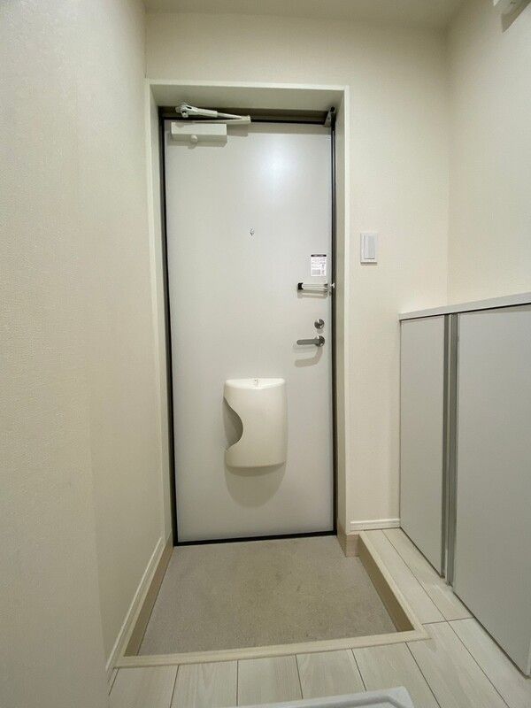 ヒルズ戸塚町 玄関