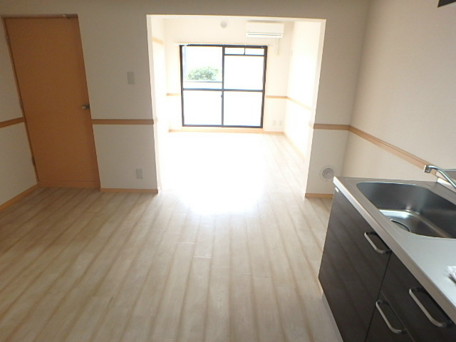 第5サンハイム天神 リビング