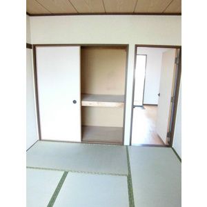 グランデュールＭ ベッドルーム