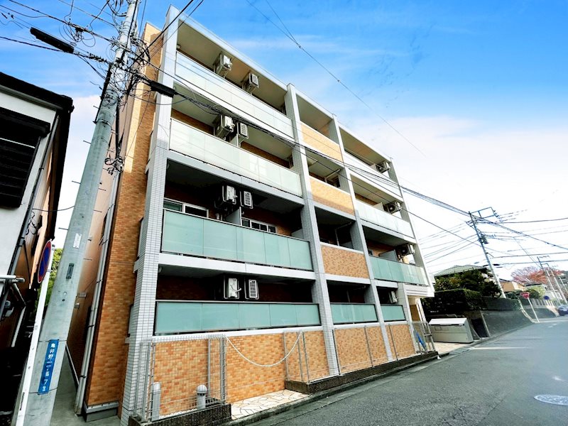 アミューゼ湘南 206号室 外観