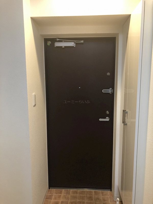 アミューゼ湘南 玄関