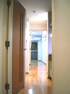 アルテール湘南 玄関