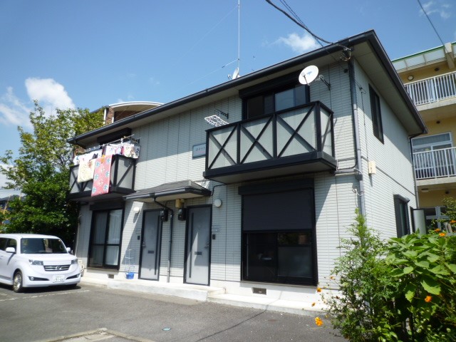 コメット 102号室 外観