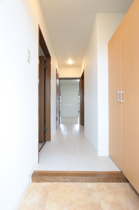 グランシャリオ 玄関